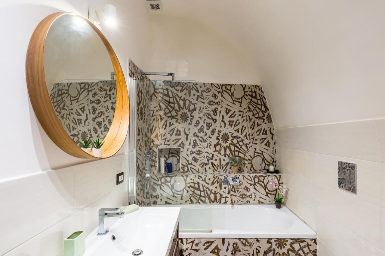 Eccehomo 29 La Casa Di Piero Apartment Napoli Bagian luar foto